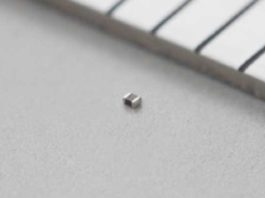 World's Smallest Ferrite Bead Noise Filter