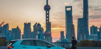 China Leads in EV Construction