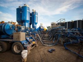 Hydraulic Fracturing Dual Engine Systems