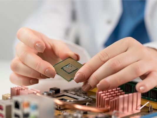 Semiconductor Materials Market